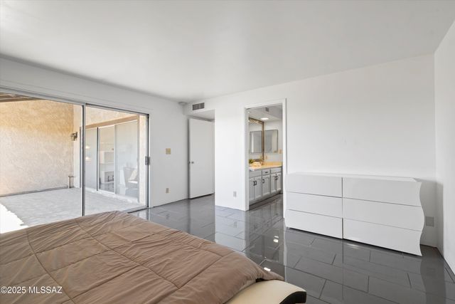 432 N Dodge Boulevard, Tucson, AZ 85716