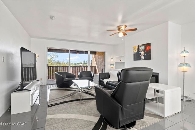 432 N Dodge Boulevard, Tucson, AZ 85716