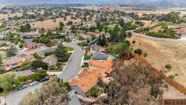 96 Caryl Court, Hollister, CA 95023