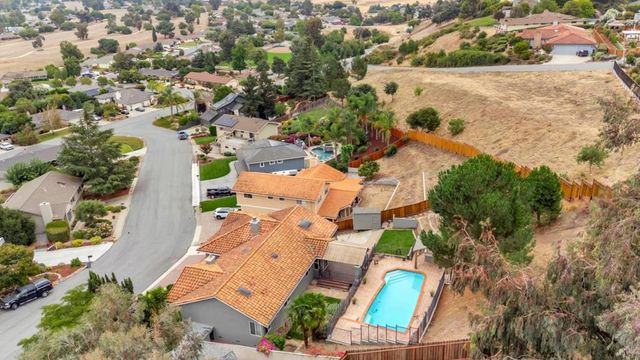 96 Caryl Court, Hollister, CA 95023