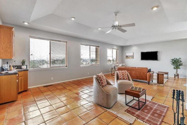 96 Caryl Court, Hollister, CA 95023