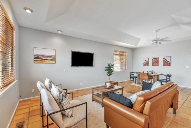 96 Caryl Court, Hollister, CA 95023