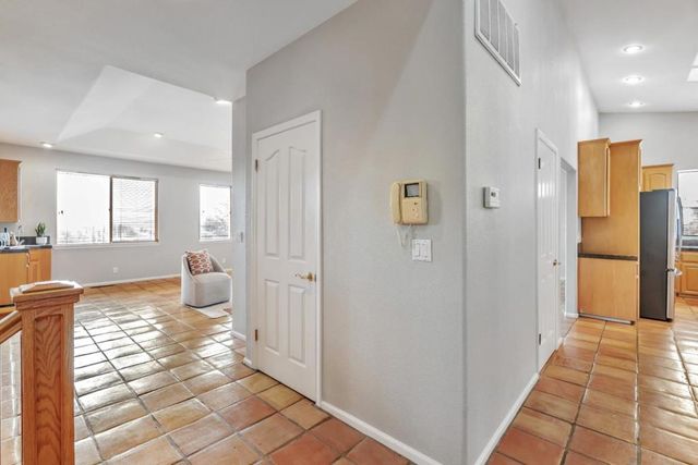 96 Caryl Court, Hollister, CA 95023