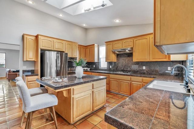 96 Caryl Court, Hollister, CA 95023