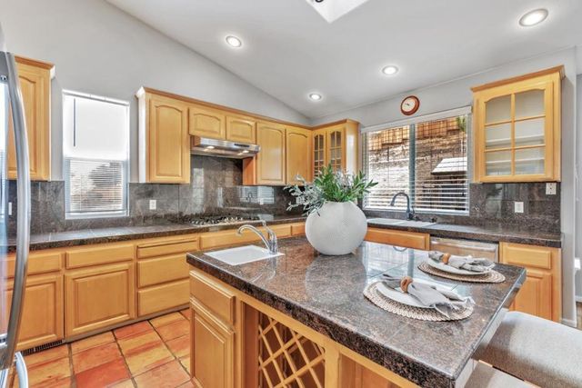 96 Caryl Court, Hollister, CA 95023