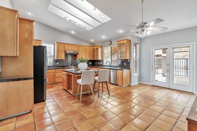 96 Caryl Court, Hollister, CA 95023