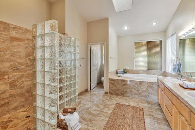 96 Caryl Court, Hollister, CA 95023