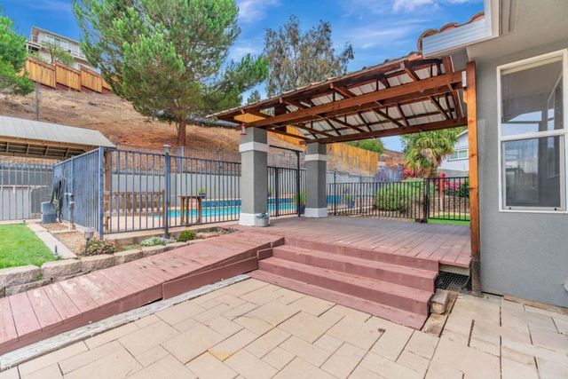 96 Caryl Court, Hollister, CA 95023