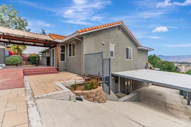 96 Caryl Court, Hollister, CA 95023