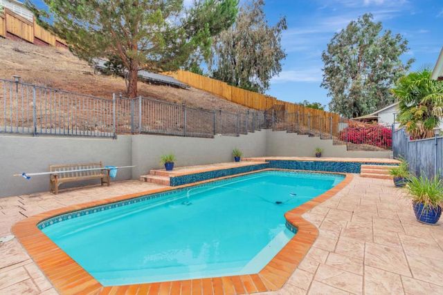 96 Caryl Court, Hollister, CA 95023