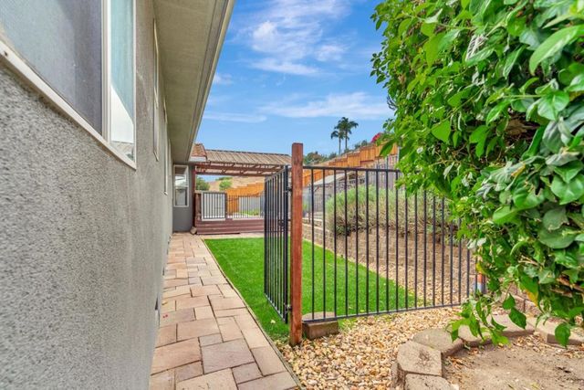 96 Caryl Court, Hollister, CA 95023