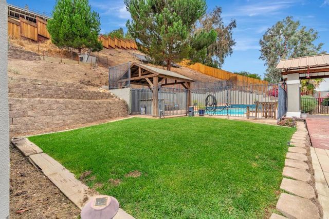 96 Caryl Court, Hollister, CA 95023