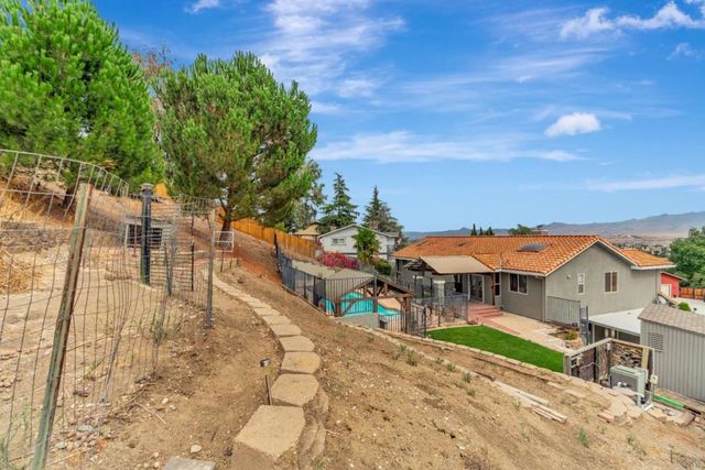 96 Caryl Court, Hollister, CA 95023