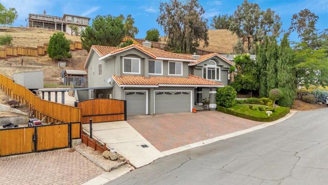 96 Caryl Court, Hollister, CA 95023