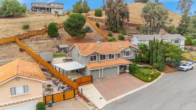 96 Caryl Court, Hollister, CA 95023