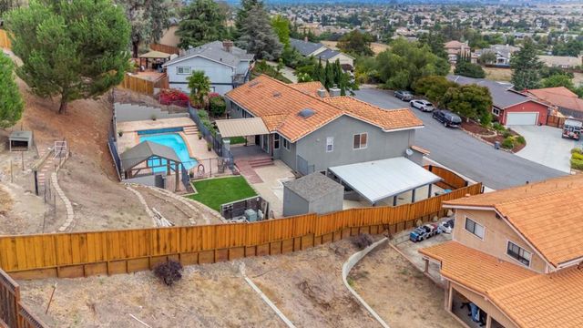 96 Caryl Court, Hollister, CA 95023