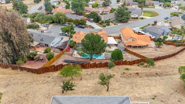 96 Caryl Court, Hollister, CA 95023