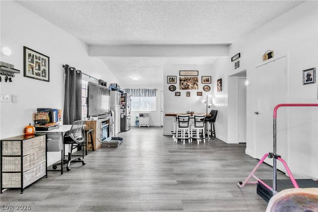 111 Maple Street, Henderson, NV 89015