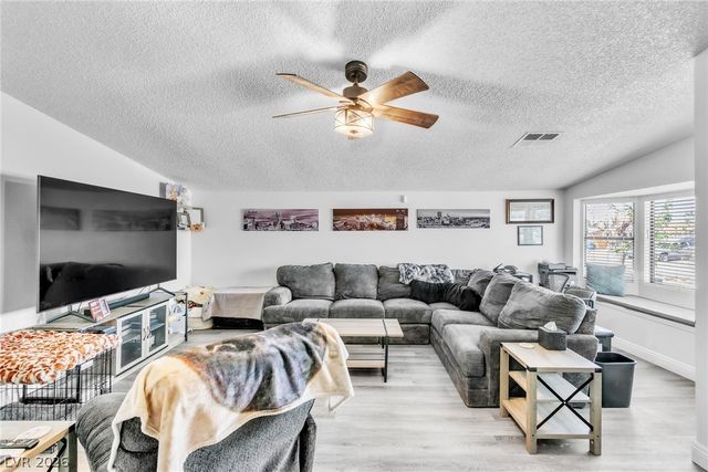 111 Maple Street, Henderson, NV 89015