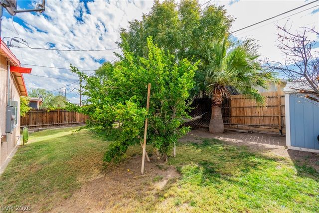 111 Maple Street, Henderson, NV 89015