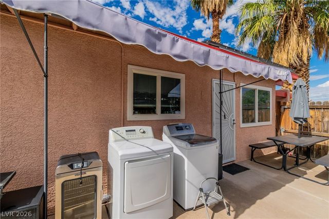 111 Maple Street, Henderson, NV 89015