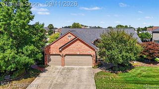 19741 Mount Vernon Drive, Macomb, MI 48044