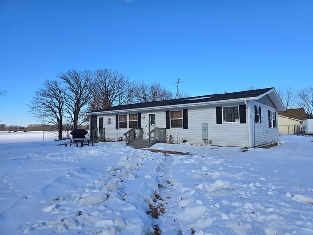 26504 Lakeview Drive, Mora, MN 55051