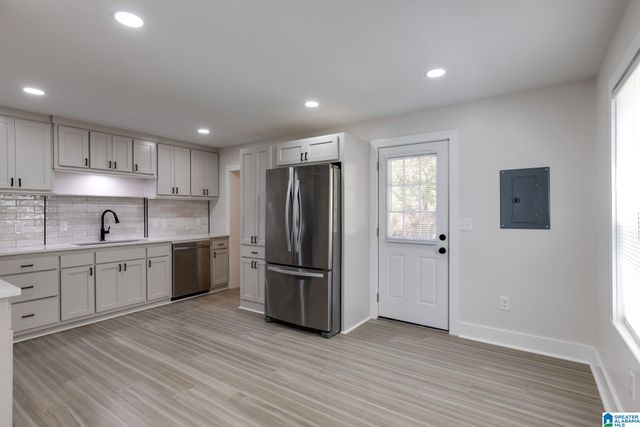 1700 VALLEY AVENUE, Homewood, AL 35209