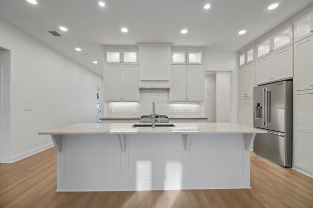 9244 Villas Ct, Tyler, TX 75703