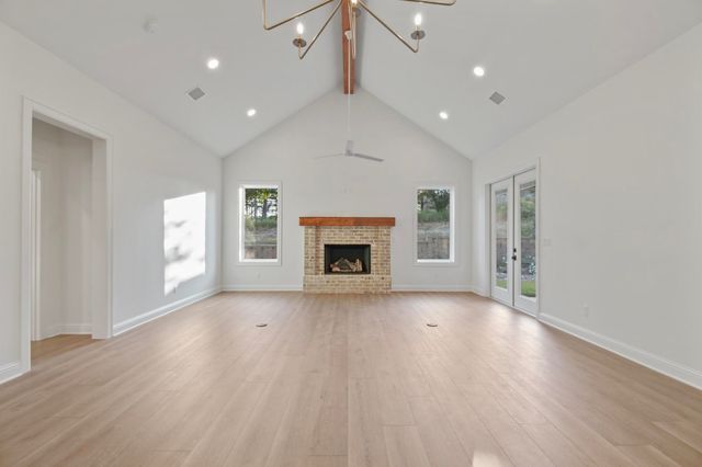9244 Villas Ct, Tyler, TX 75703