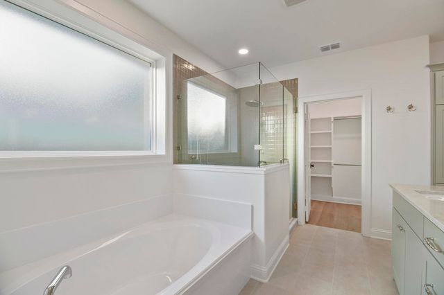 9244 Villas Ct, Tyler, TX 75703