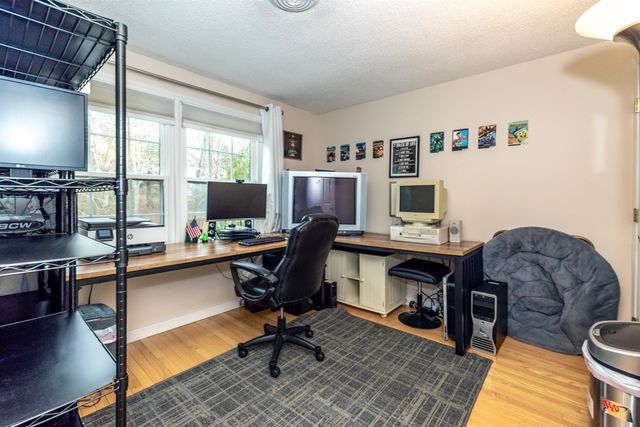 50 Edward J Roy Dr Unit 50, Manchester, NH 03104