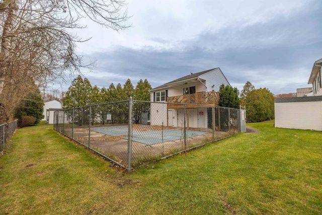 50 Edward J Roy Dr Unit 50, Manchester, NH 03104