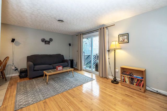 50 Edward J Roy Dr Unit 50, Manchester, NH 03104