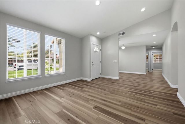 1157 S Vine, Bloomington, CA 92316