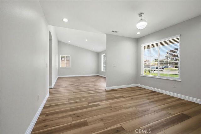 1157 S Vine, Bloomington, CA 92316