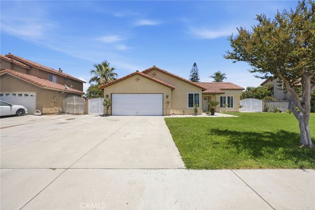 1157 S Vine, Bloomington, CA 92316