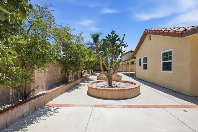 1157 S Vine, Bloomington, CA 92316