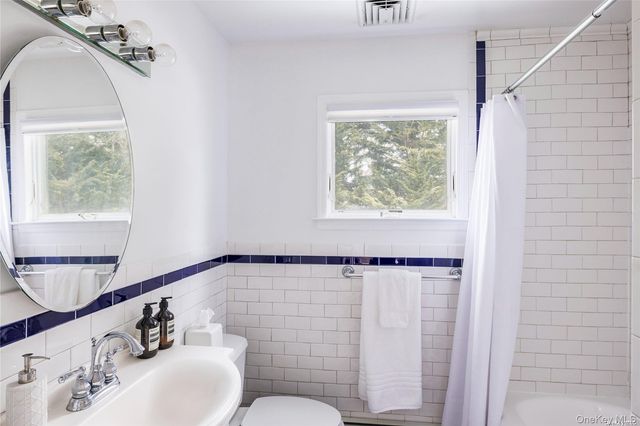 17B Baycrest Avenue, Westhampton, NY 11977