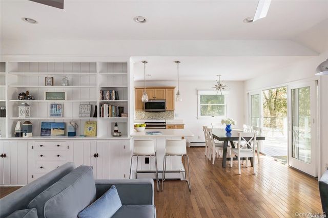 17B Baycrest Avenue, Westhampton, NY 11977