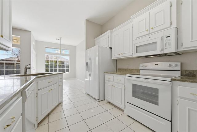 1824 Fairmont Lane, Edmond, OK 73013