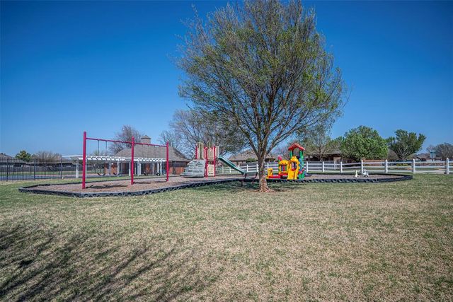 1824 Fairmont Lane, Edmond, OK 73013