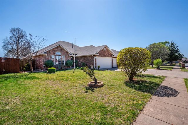1824 Fairmont Lane, Edmond, OK 73013