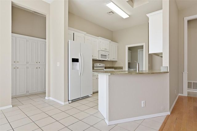 1824 Fairmont Lane, Edmond, OK 73013