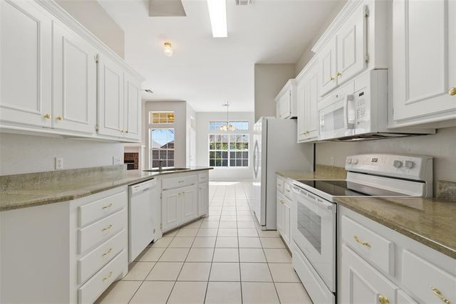 1824 Fairmont Lane, Edmond, OK 73013