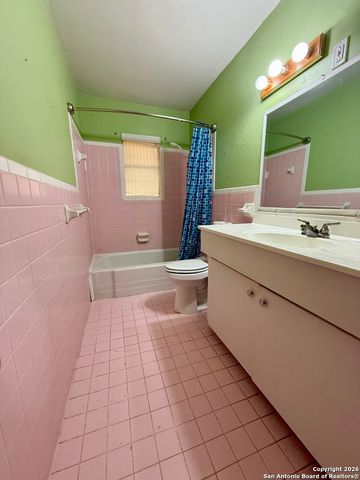 318 Cottonwood, Kenedy, TX 78119