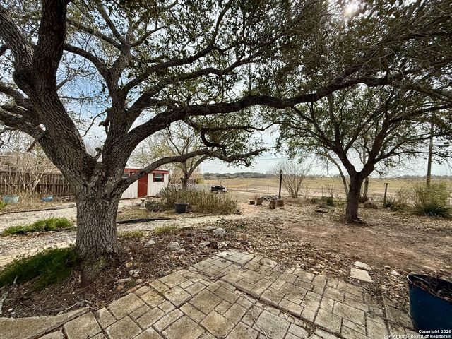 318 Cottonwood, Kenedy, TX 78119