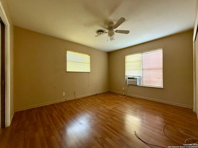 318 Cottonwood, Kenedy, TX 78119