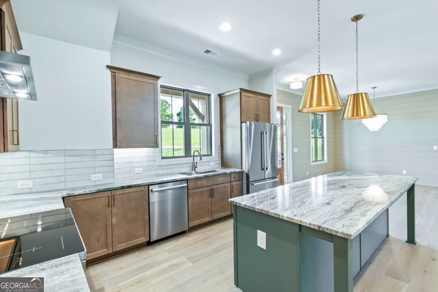 1250 Owen Glen Drive, Blairsville, GA 30512