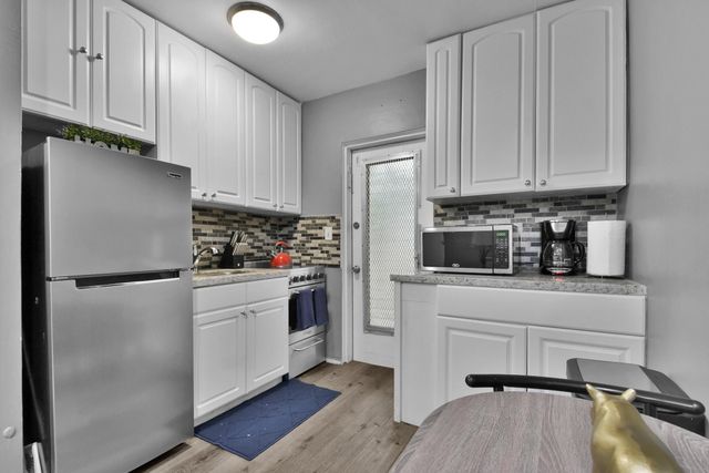 201 SE 23rd Street 2, Fort Lauderdale, FL 33316